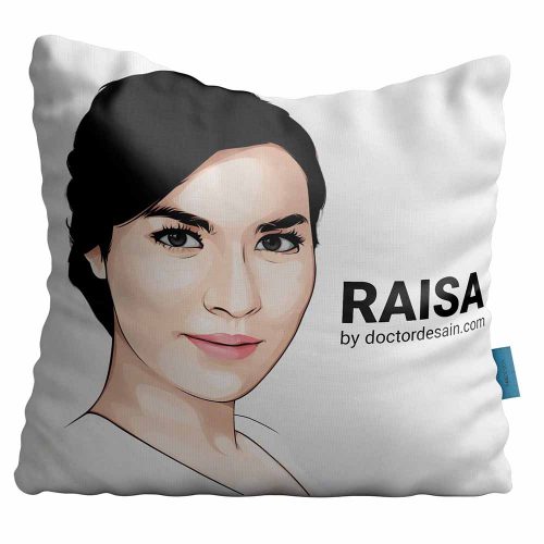 Raisa Pillow 1000px